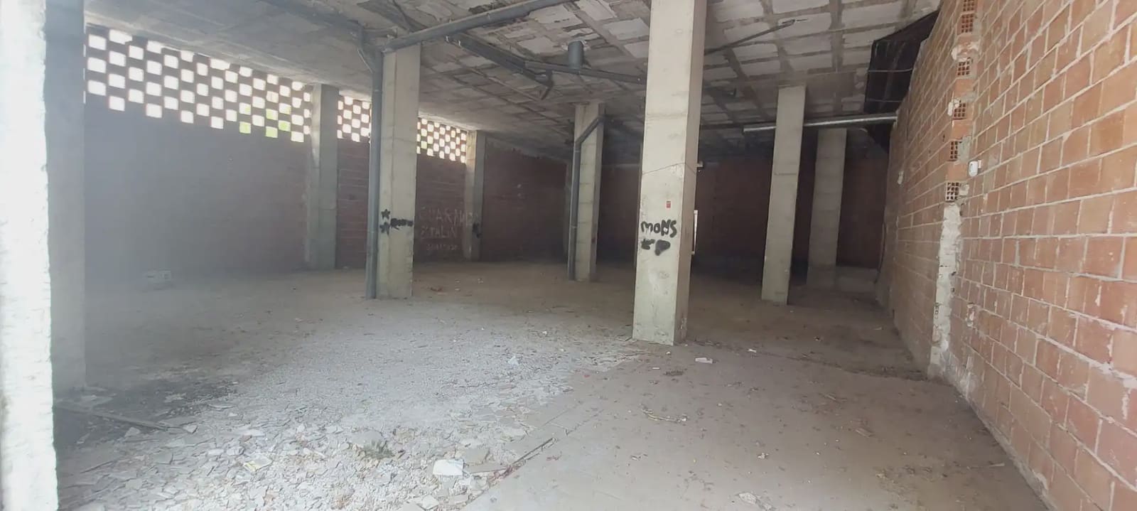 Local Comercial en Alcantarilla en venta - 111.500 € (Ref: 9922742)