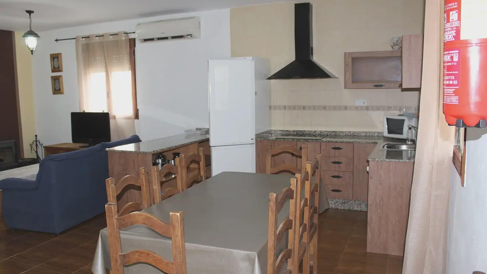 8 bedroom Finca/Country House for sale in Moratalla with pool - € 350,000 (Ref: 9922749)
