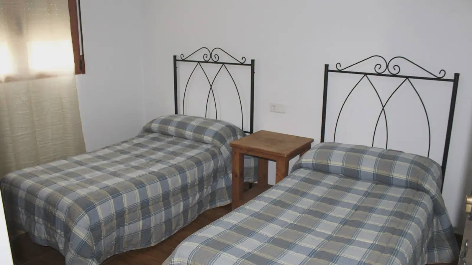 8 bedroom Finca/Country House for sale in Moratalla with pool - € 350,000 (Ref: 9922749)