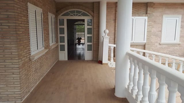 4 chambre Villa/Maison à vendre à La Alcayna, Molina de Segura avec piscine garage - 750 000 € (Ref: 9922750)