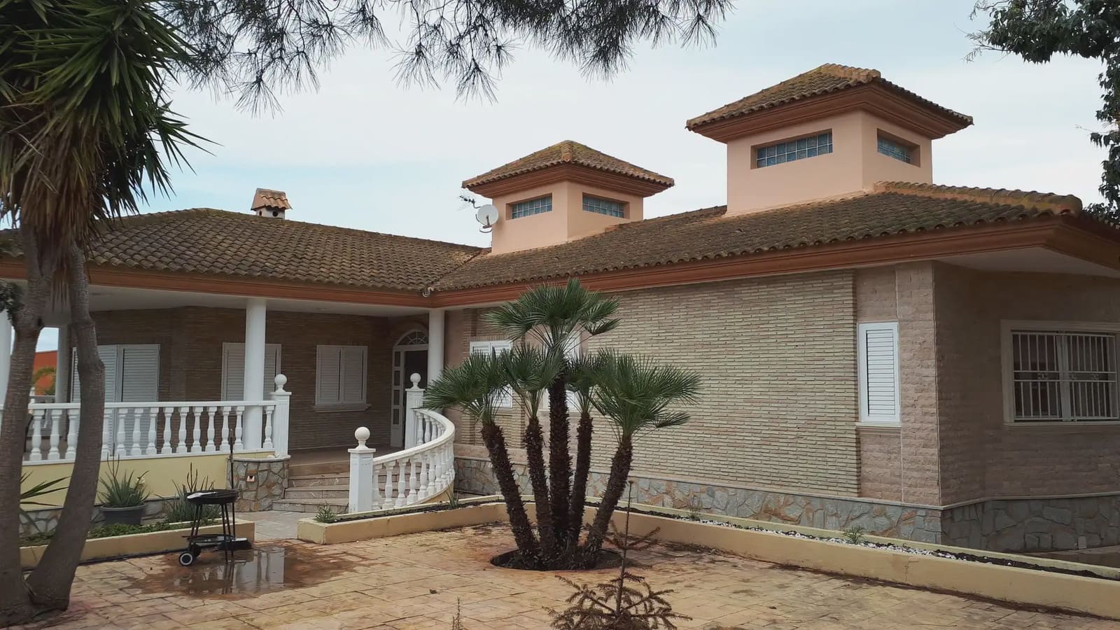 4 sypialnia Willa na sprzedaż w La Alcayna z basenem garażem - 750 000 € (Ref: 9922750)