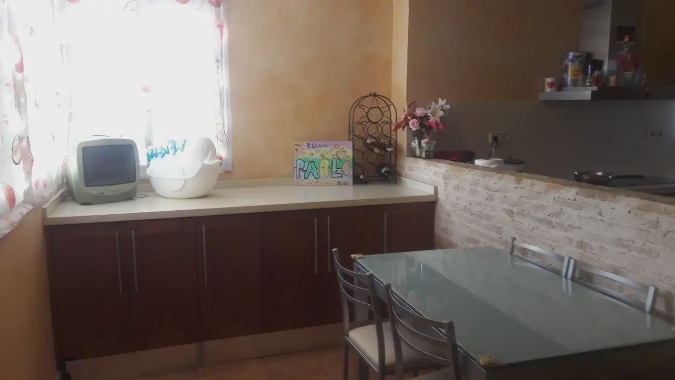5 bedroom Villa for sale in Beniajan with pool garage - € 385,000 (Ref: 9922753)