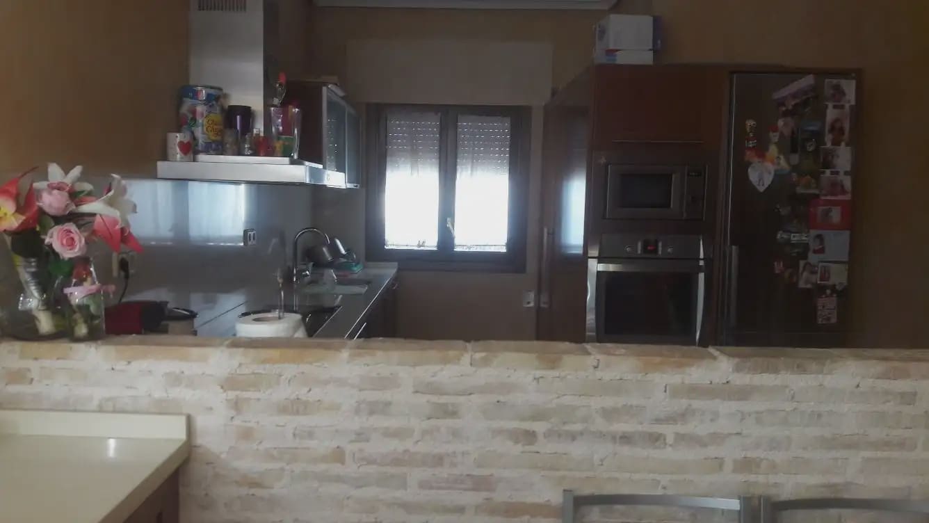 5 bedroom Villa for sale in Beniajan with pool garage - € 385,000 (Ref: 9922753)