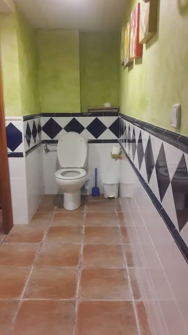 5 bedroom Villa for sale in Beniajan with pool garage - € 385,000 (Ref: 9922753)