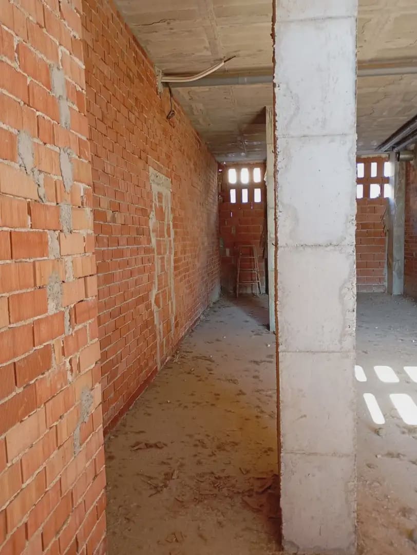 Commercial for sale in Zarandona - € 70,500 (Ref: 9922755)