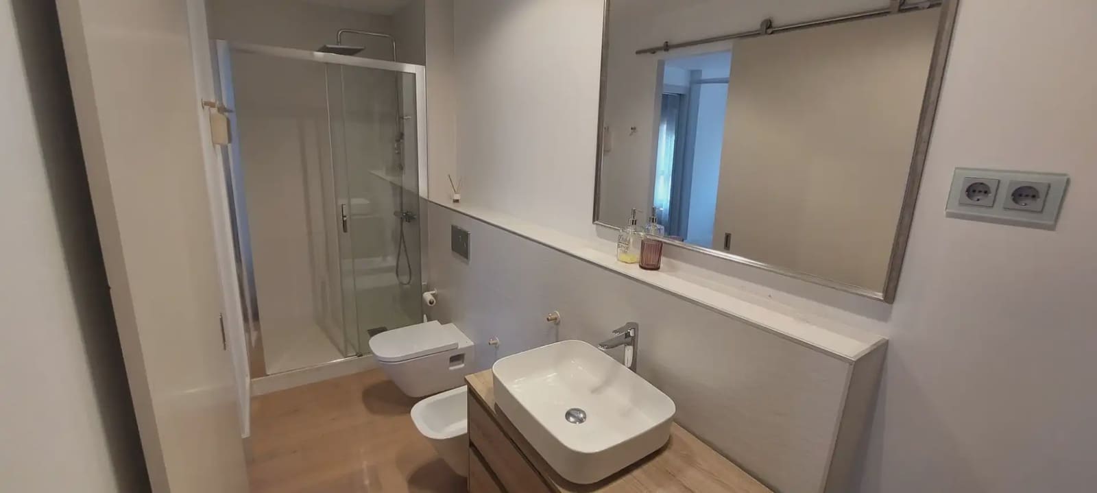 2 slaapkamer Appartement te huur in Murcia stad - € 1.300 (Ref: 9922766)
