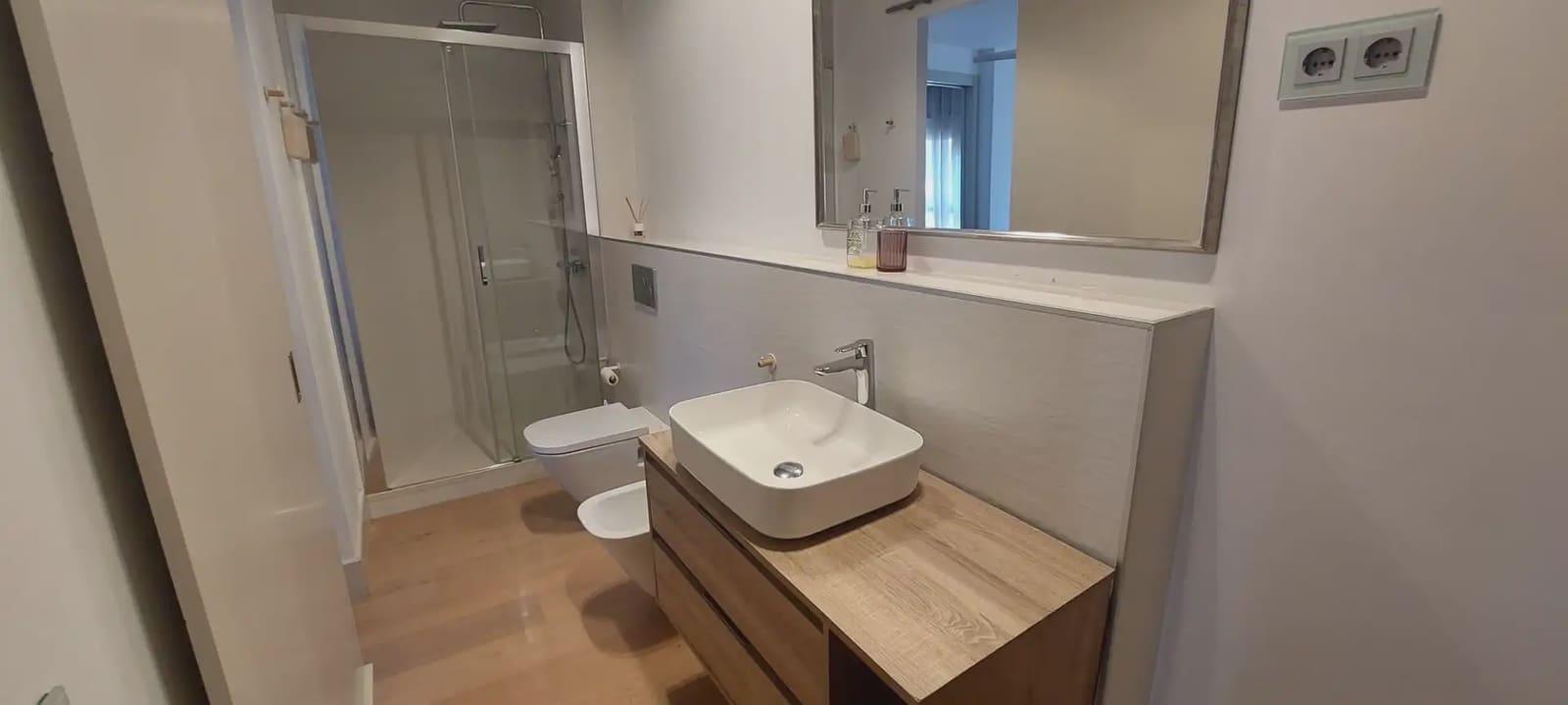 2 slaapkamer Appartement te huur in Murcia stad - € 1.300 (Ref: 9922766)