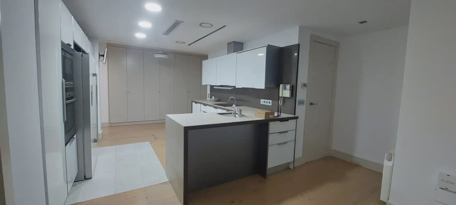 1 slaapkamer Appartement te huur in Murcia stad - € 1.250 (Ref: 9922767)