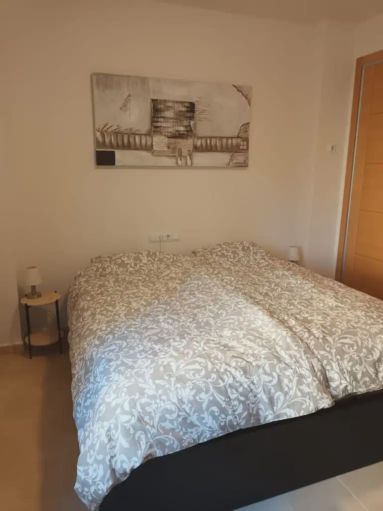 3 bedroom Flat for rent in Hacienda del Alamo with pool - € 1,350 (Ref: 9922771)