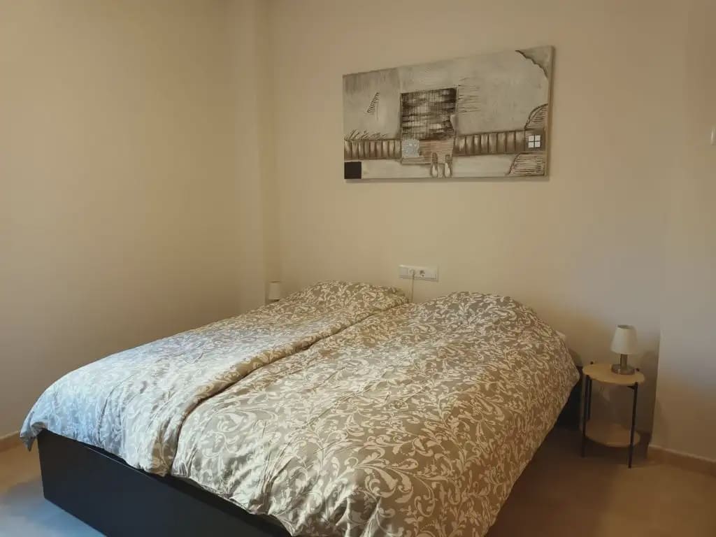 3 bedroom Flat for rent in Hacienda del Alamo with pool - € 1,350 (Ref: 9922771)