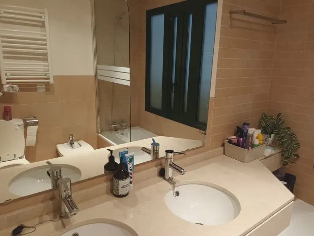 3 bedroom Flat for rent in Hacienda del Alamo with pool - € 1,350 (Ref: 9922771)