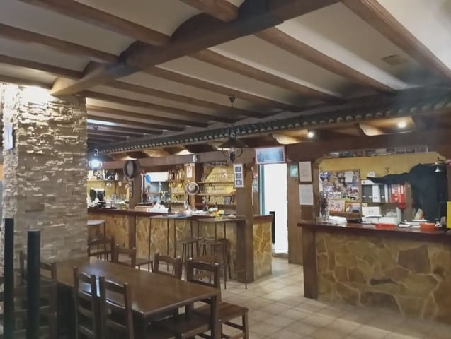 Commercieel te koop in Puente Tocinos, Murcia stad - € 195.000 (Ref: 9922773)
