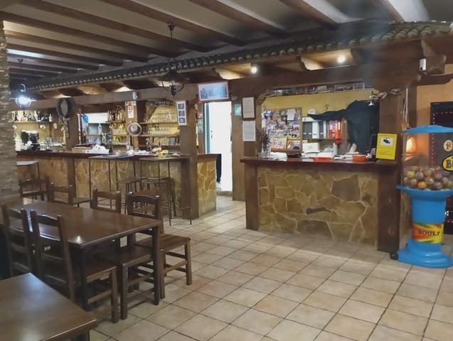 Commercieel te koop in Puente Tocinos, Murcia stad - € 195.000 (Ref: 9922773)