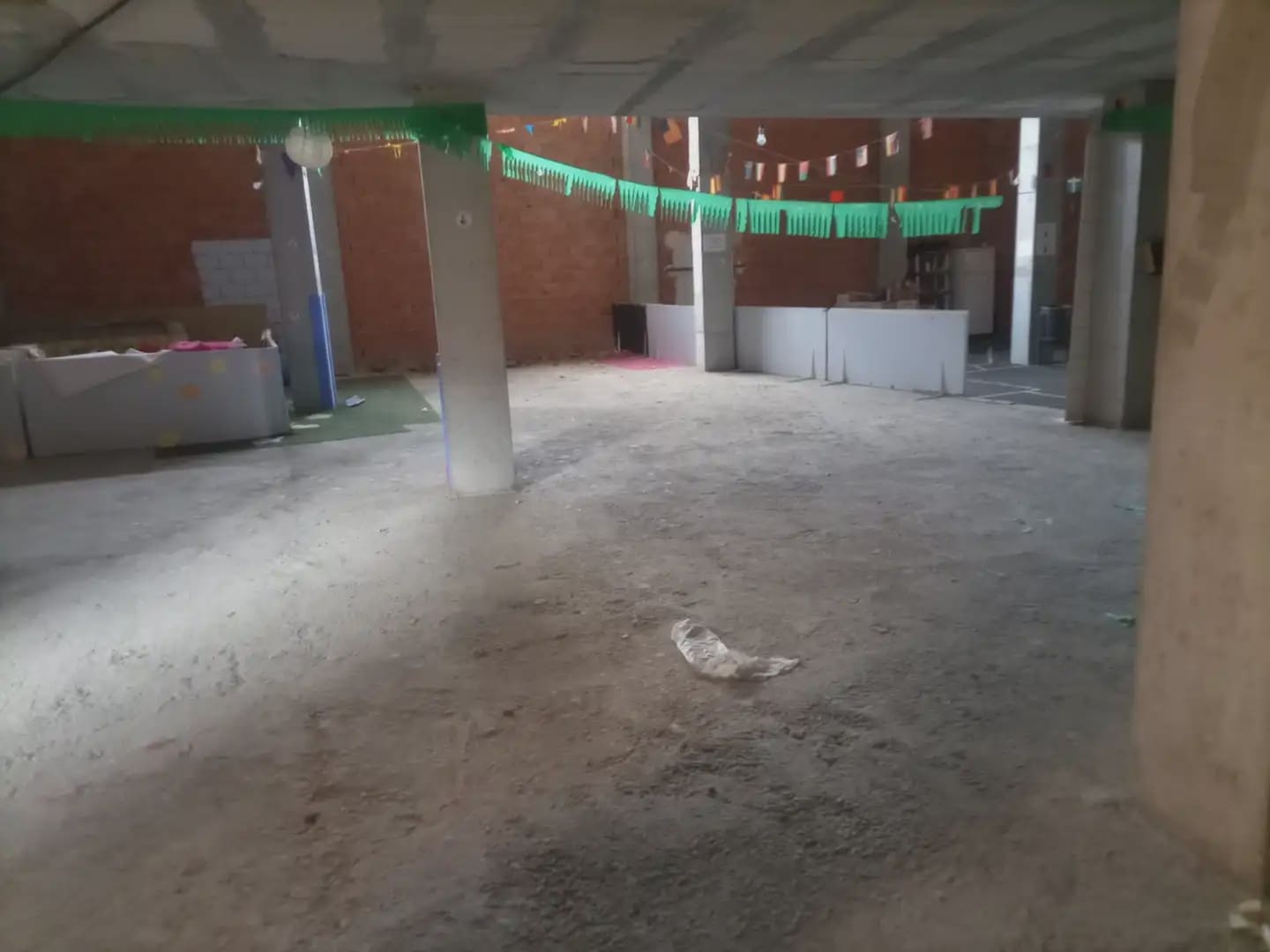 Local Comercial en Alcantarilla en venta - 212.000 € (Ref: 9922779)