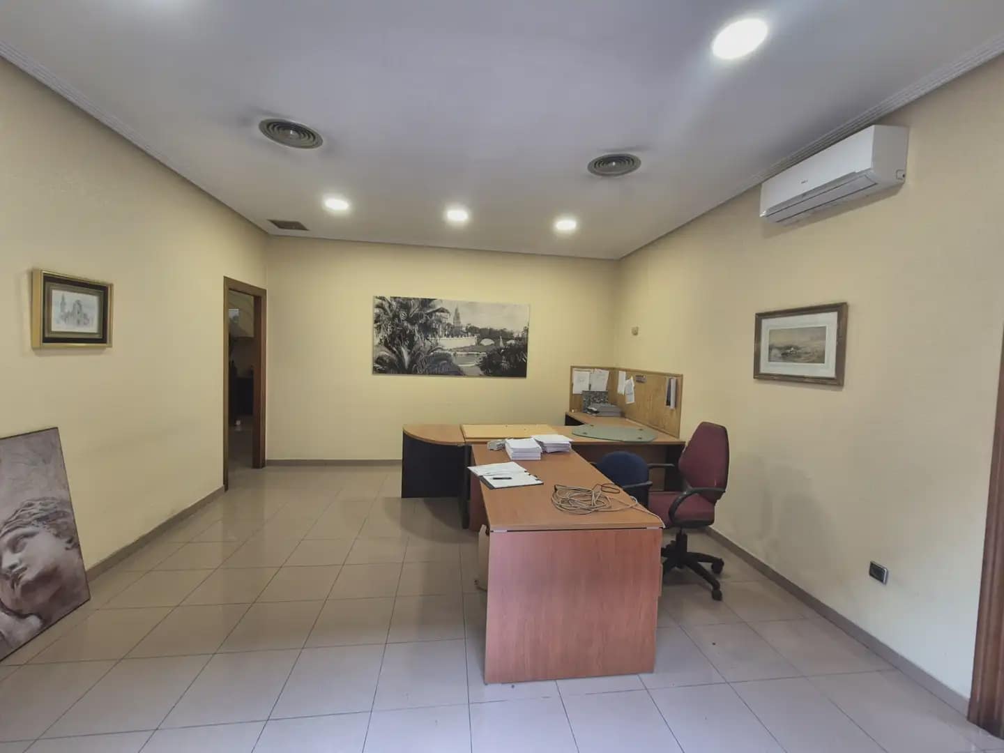 Commercieel te koop in Murcia stad - € 215.000 (Ref: 9922780)