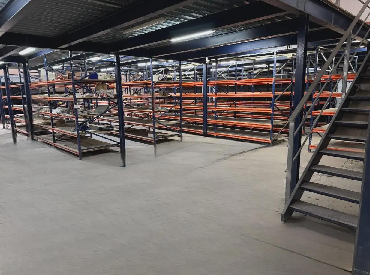 Kommersiell till salu i El Puntal - 550 000 € (Ref: 9922790)