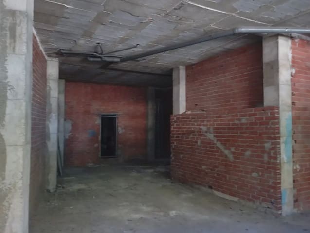 Komercyjne na sprzedaż w La Flota, Miasto Murcja - 89 000 € (Ref: 9987209)