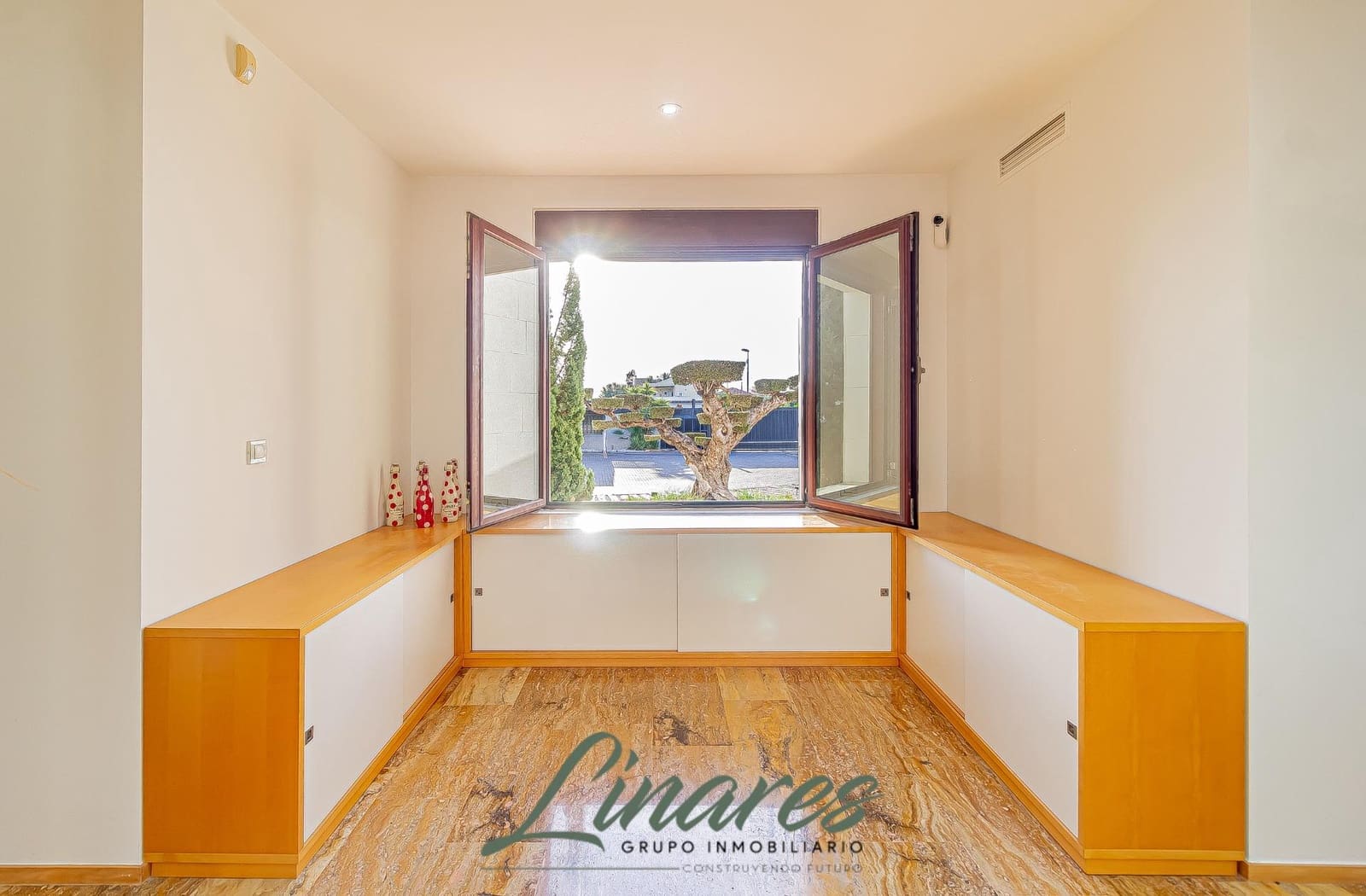 4 soveværelse Villa til salg i Algezares med swimmingpool - € 1.190.000 (Ref: 10055497)
