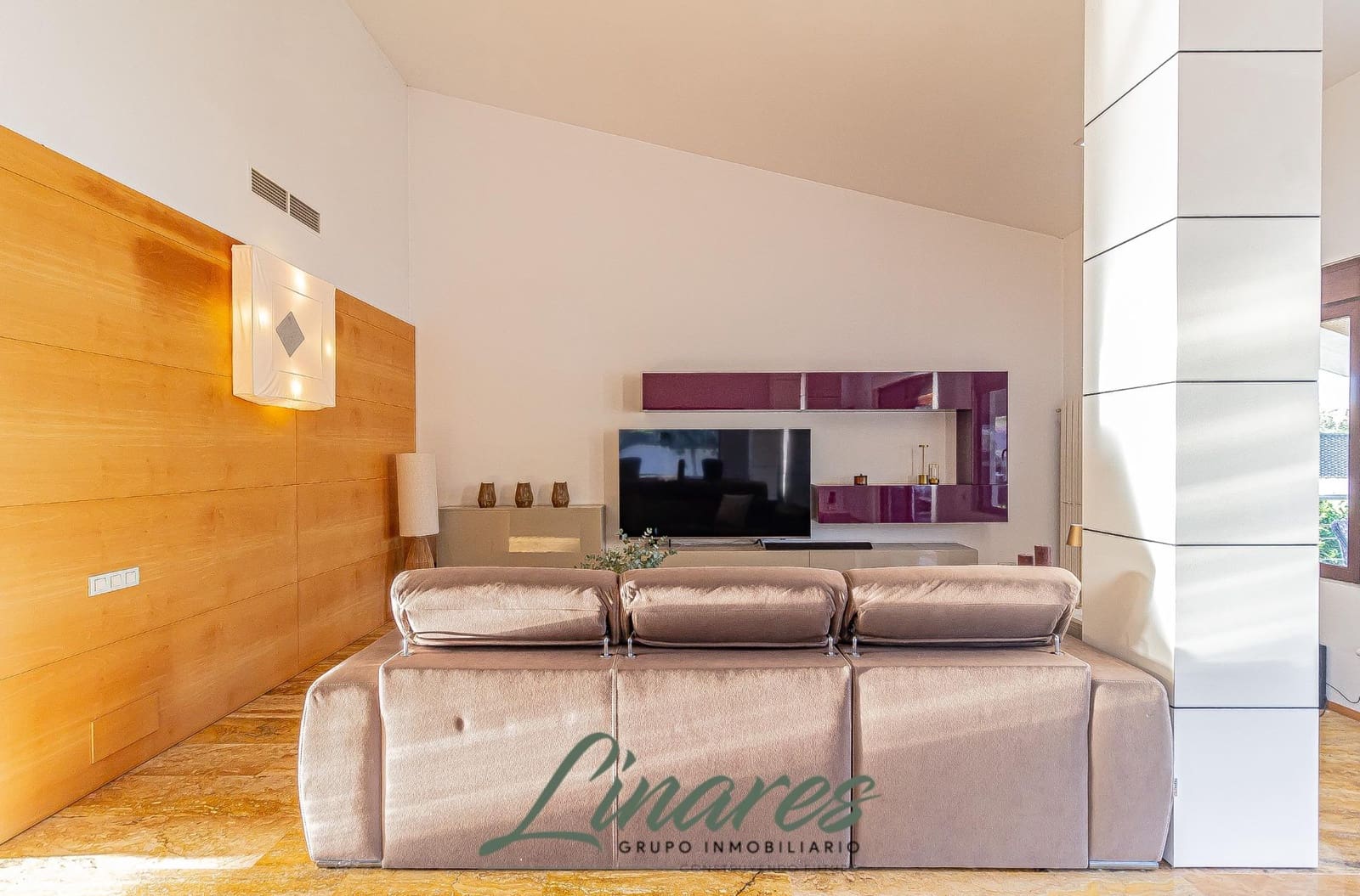 4 bedroom Villa for sale in Algezares with pool - € 1,190,000 (Ref: 10055497)