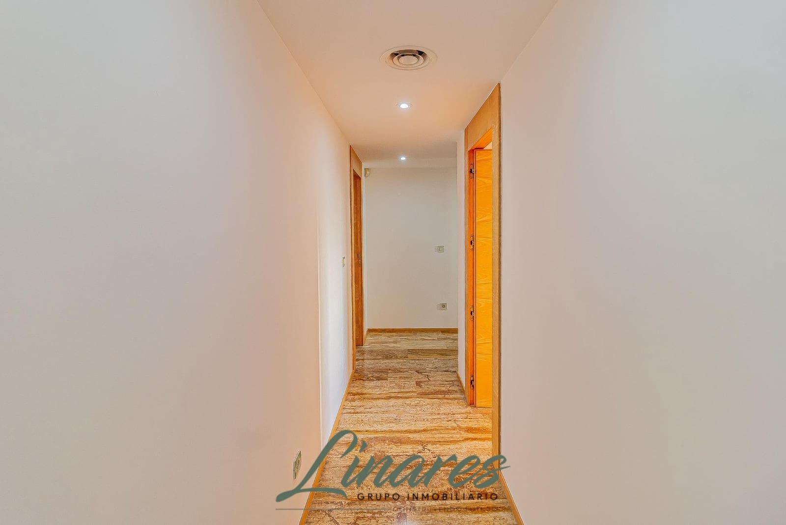 4 bedroom Villa for sale in Algezares with pool - € 1,190,000 (Ref: 10055497)