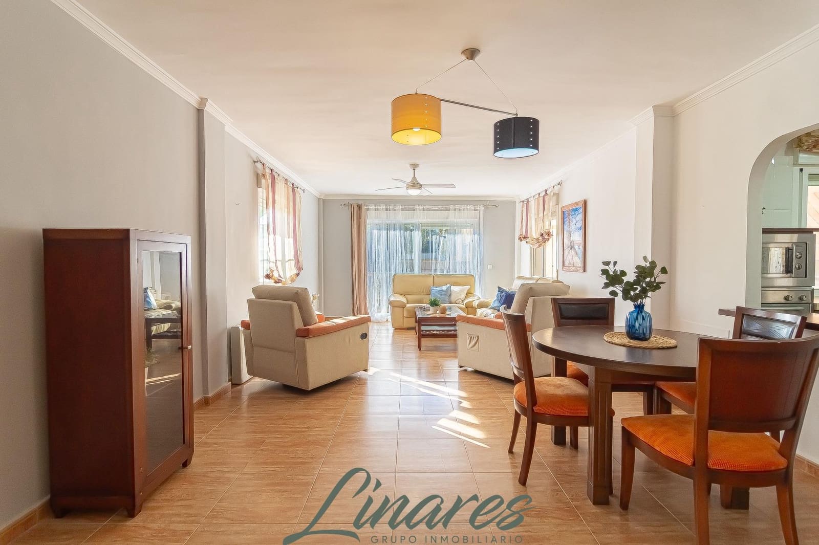 Chalet de 3 habitaciones en La Manga del Mar Menor en venta - 599.000 € (Ref: 10120136)