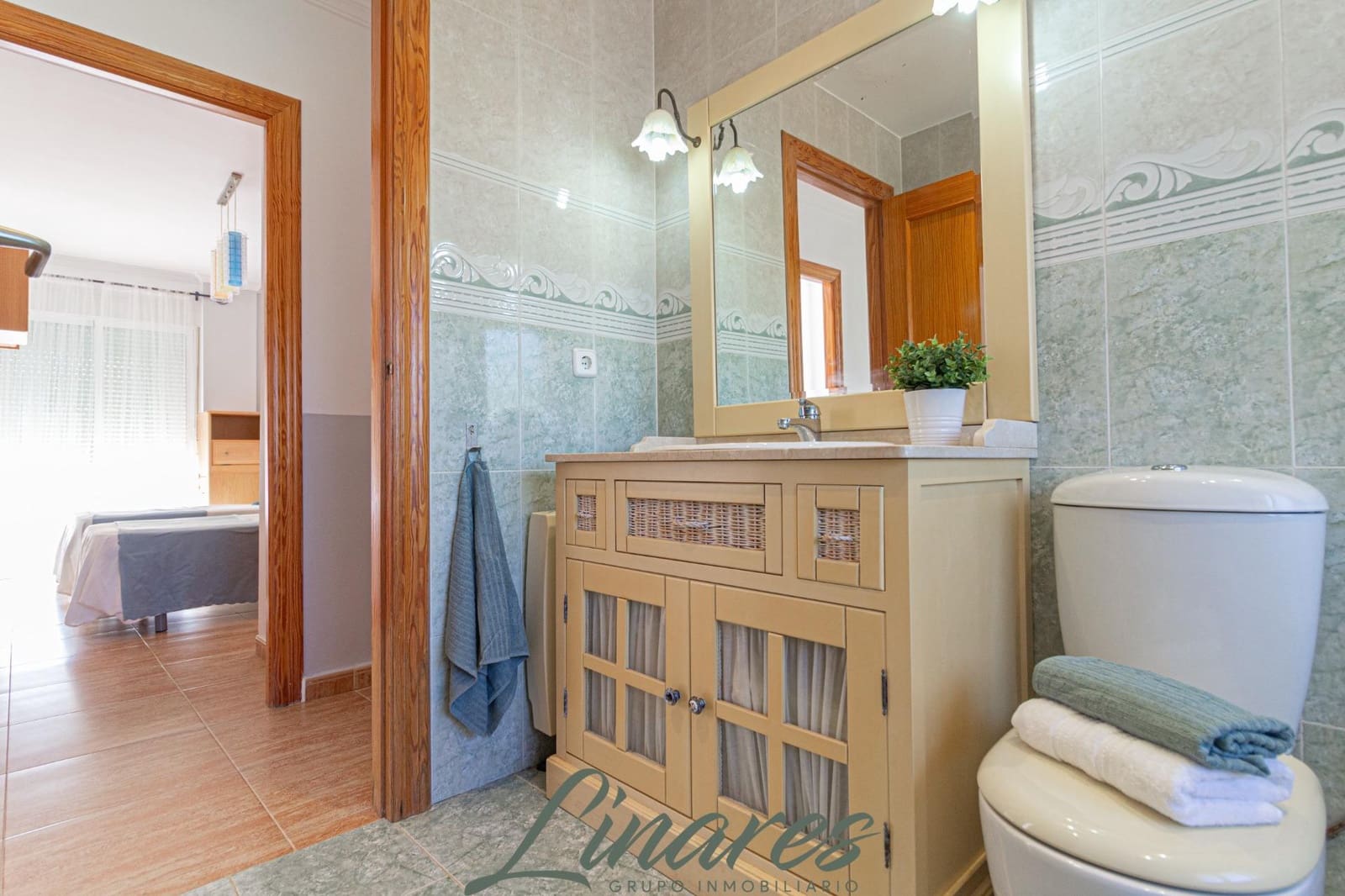 Chalet de 3 habitaciones en La Manga del Mar Menor en venta - 599.000 € (Ref: 10120136)