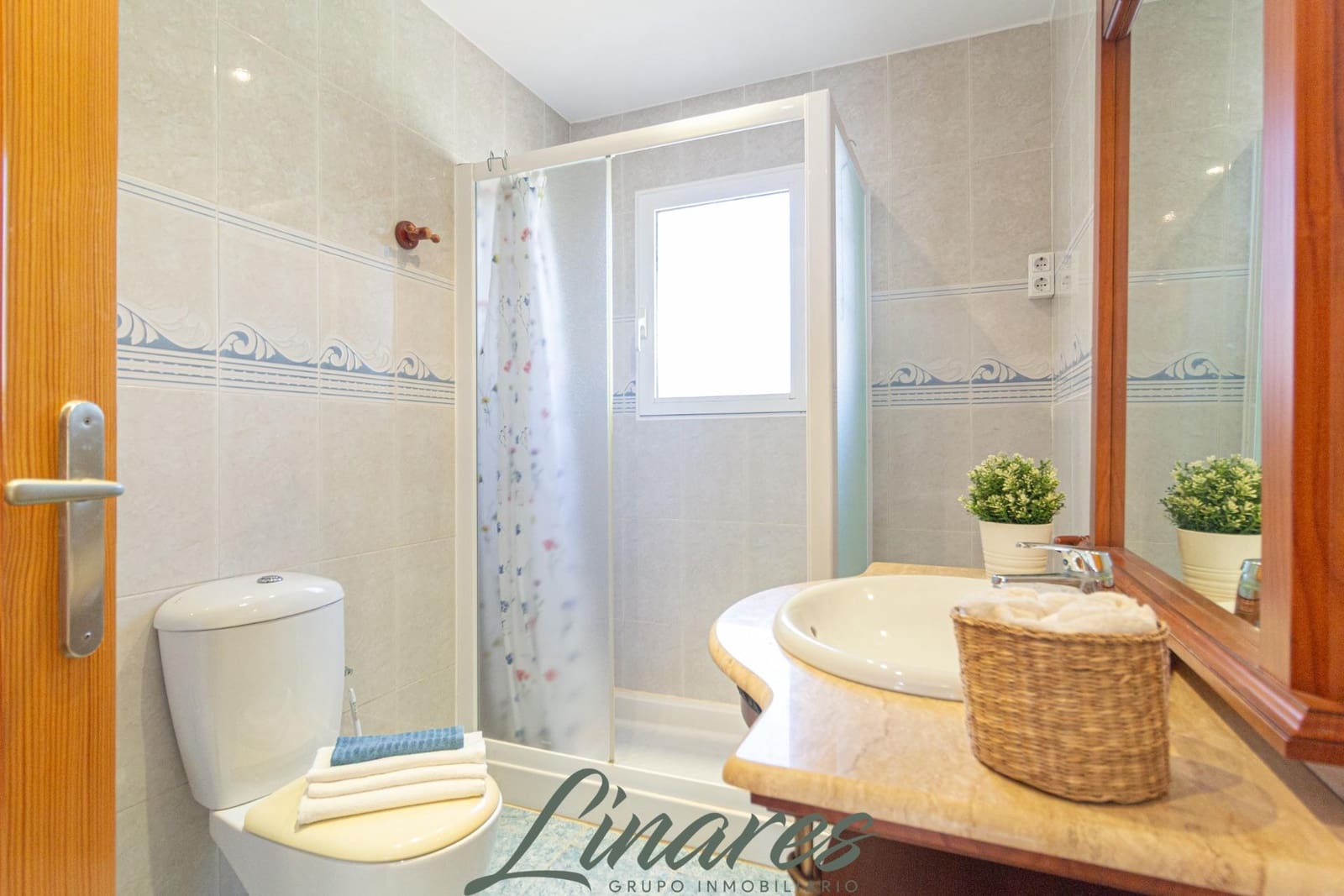 Chalet de 3 habitaciones en La Manga del Mar Menor en venta - 599.000 € (Ref: 10120136)