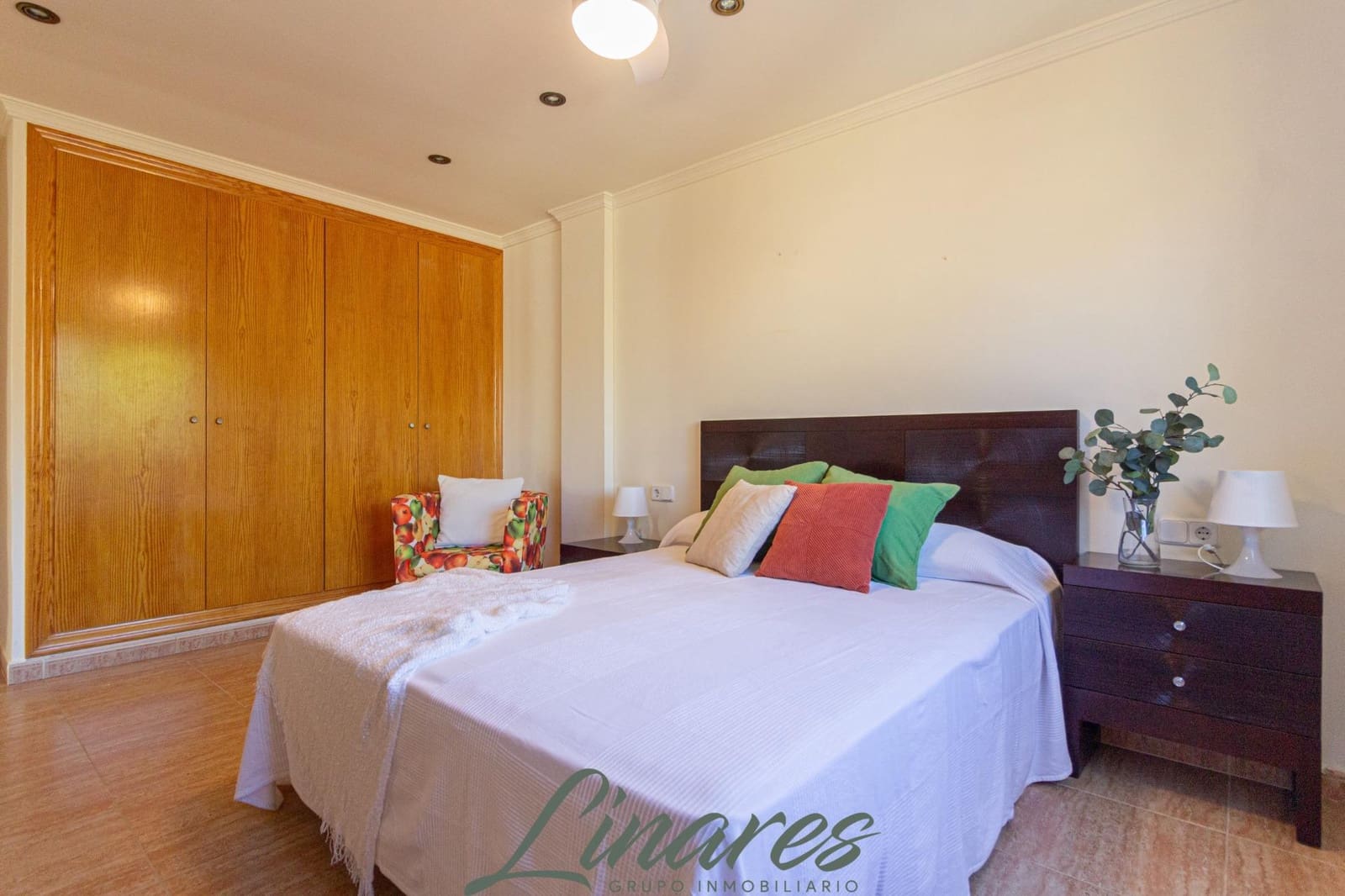 Chalet de 3 habitaciones en La Manga del Mar Menor en venta - 599.000 € (Ref: 10120136)