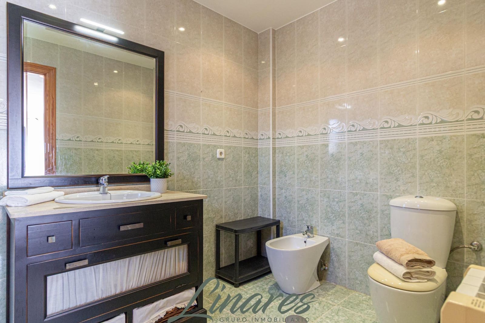 Chalet de 3 habitaciones en La Manga del Mar Menor en venta - 599.000 € (Ref: 10120136)