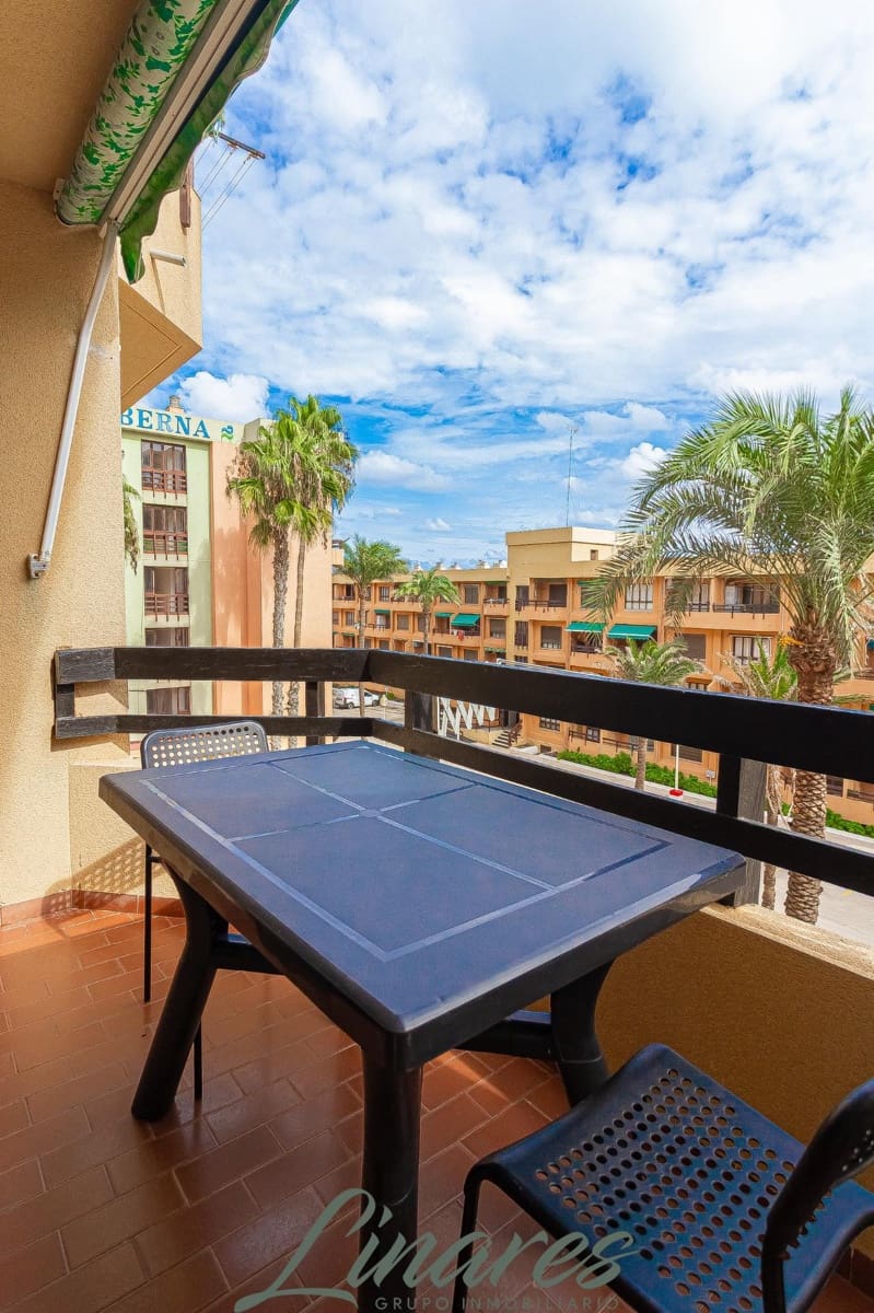 1 bedroom Apartment for sale in La Manga del Mar Menor with pool - € 140,000 (Ref: 10162367)