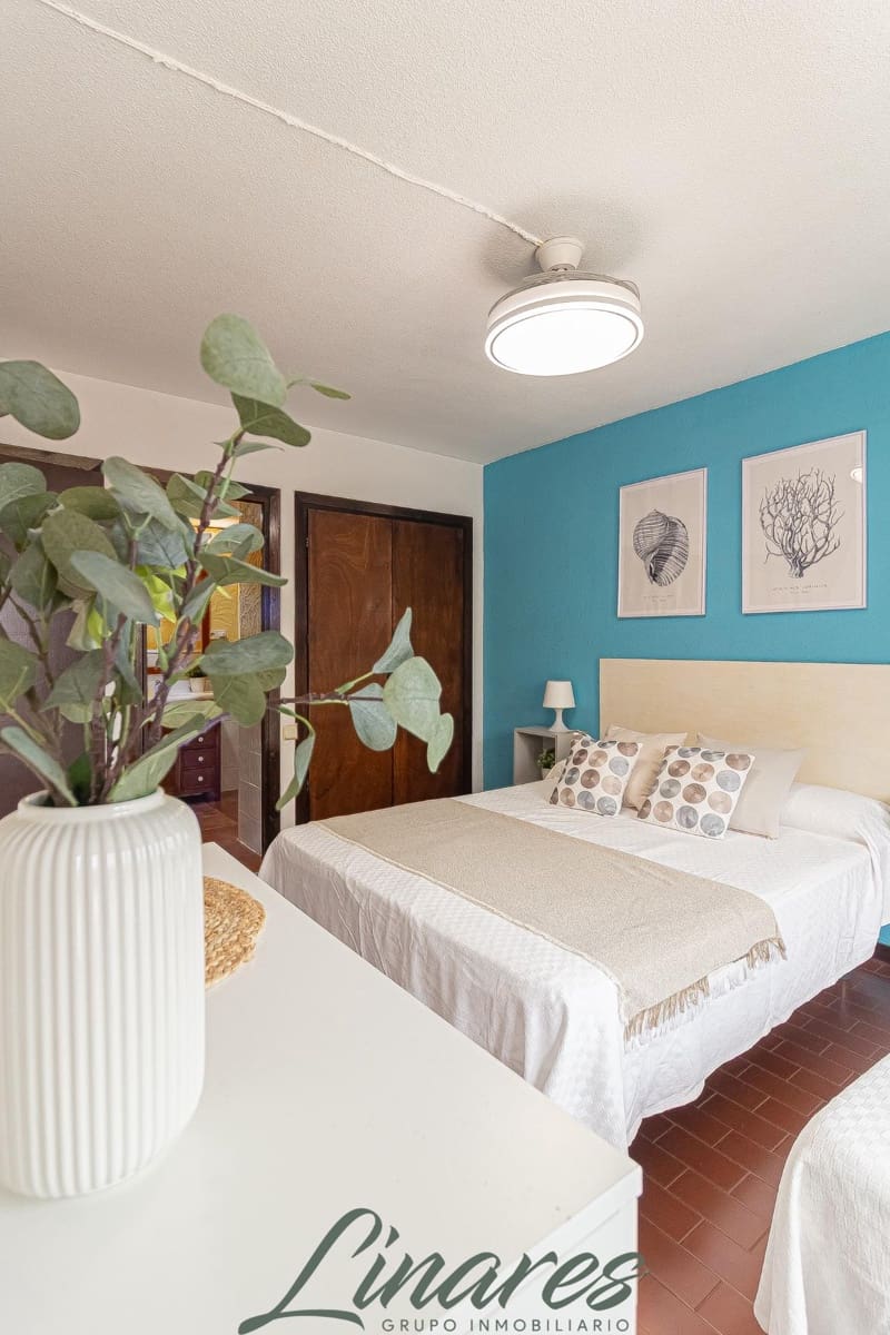 1 bedroom Apartment for sale in La Manga del Mar Menor with pool - € 140,000 (Ref: 10162367)