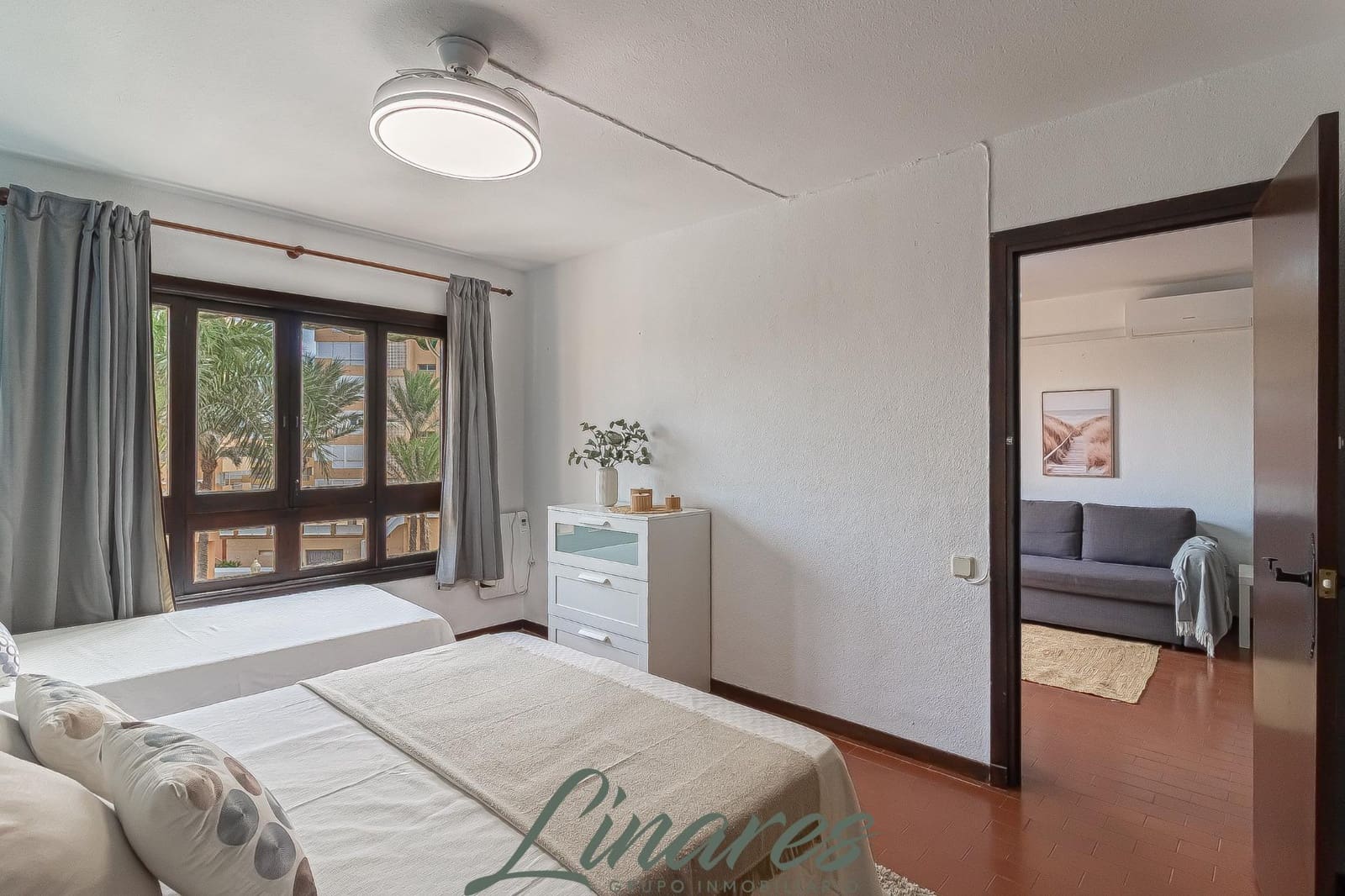 1 bedroom Apartment for sale in La Manga del Mar Menor with pool - € 140,000 (Ref: 10162367)