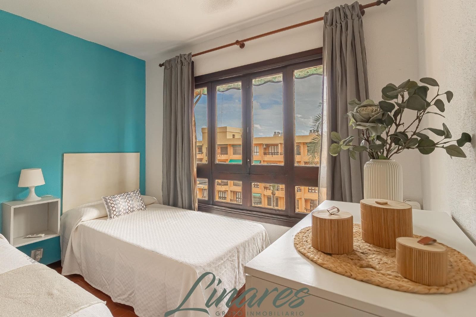 1 bedroom Apartment for sale in La Manga del Mar Menor with pool - € 140,000 (Ref: 10162367)