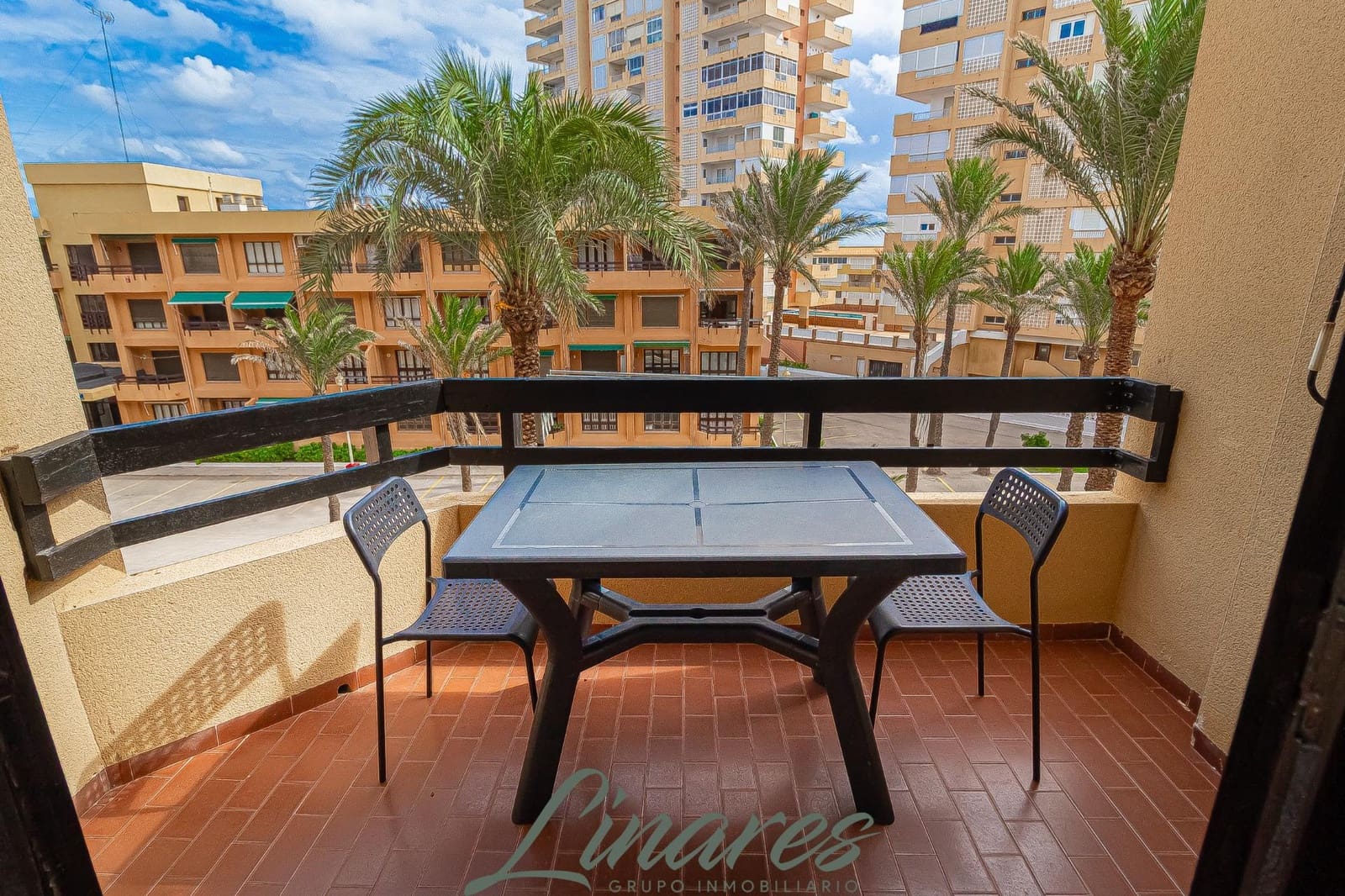 1 bedroom Apartment for sale in La Manga del Mar Menor with pool - € 140,000 (Ref: 10162367)