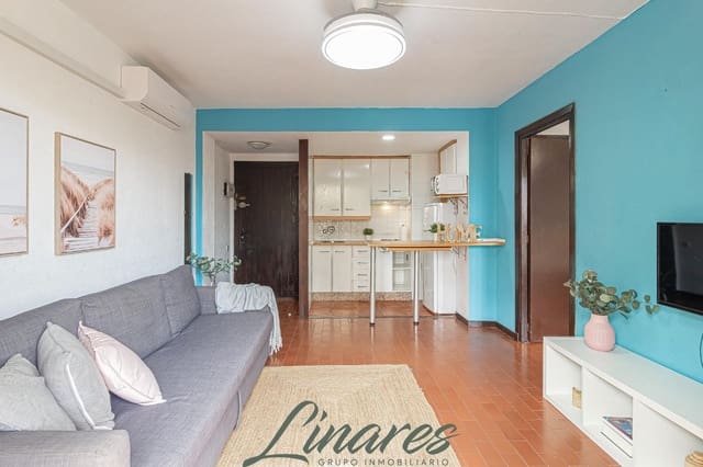 1 soveværelse Lejlighed til salg i La Manga del Mar Menor med swimmingpool - € 140.000 (Ref: 10162367)