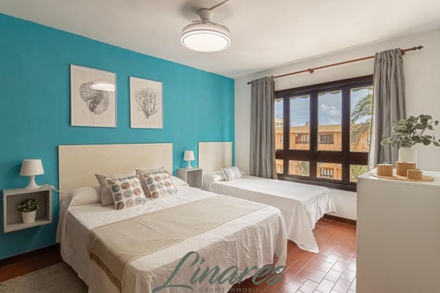 1 bedroom Apartment for sale in La Manga del Mar Menor with pool - € 140,000 (Ref: 10162367)