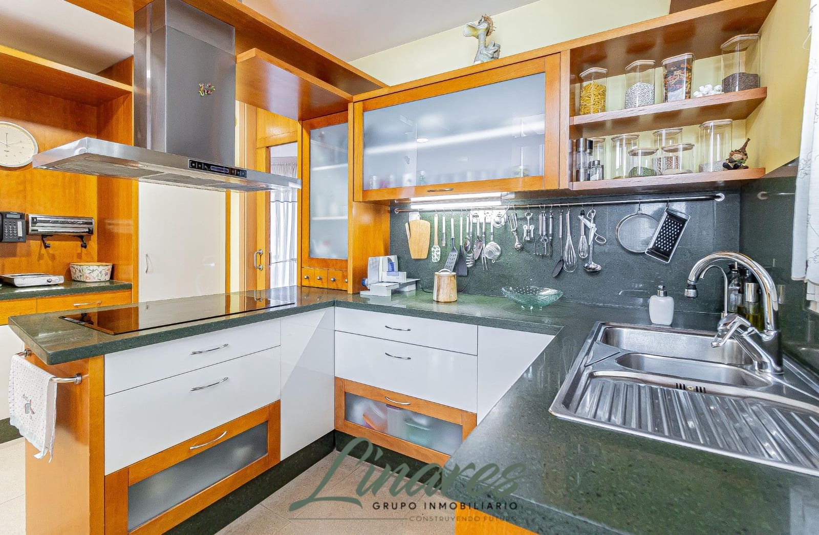 5 soveværelse Villa til salg i Cartagena med swimmingpool garage - € 650.000 (Ref: 9171723)