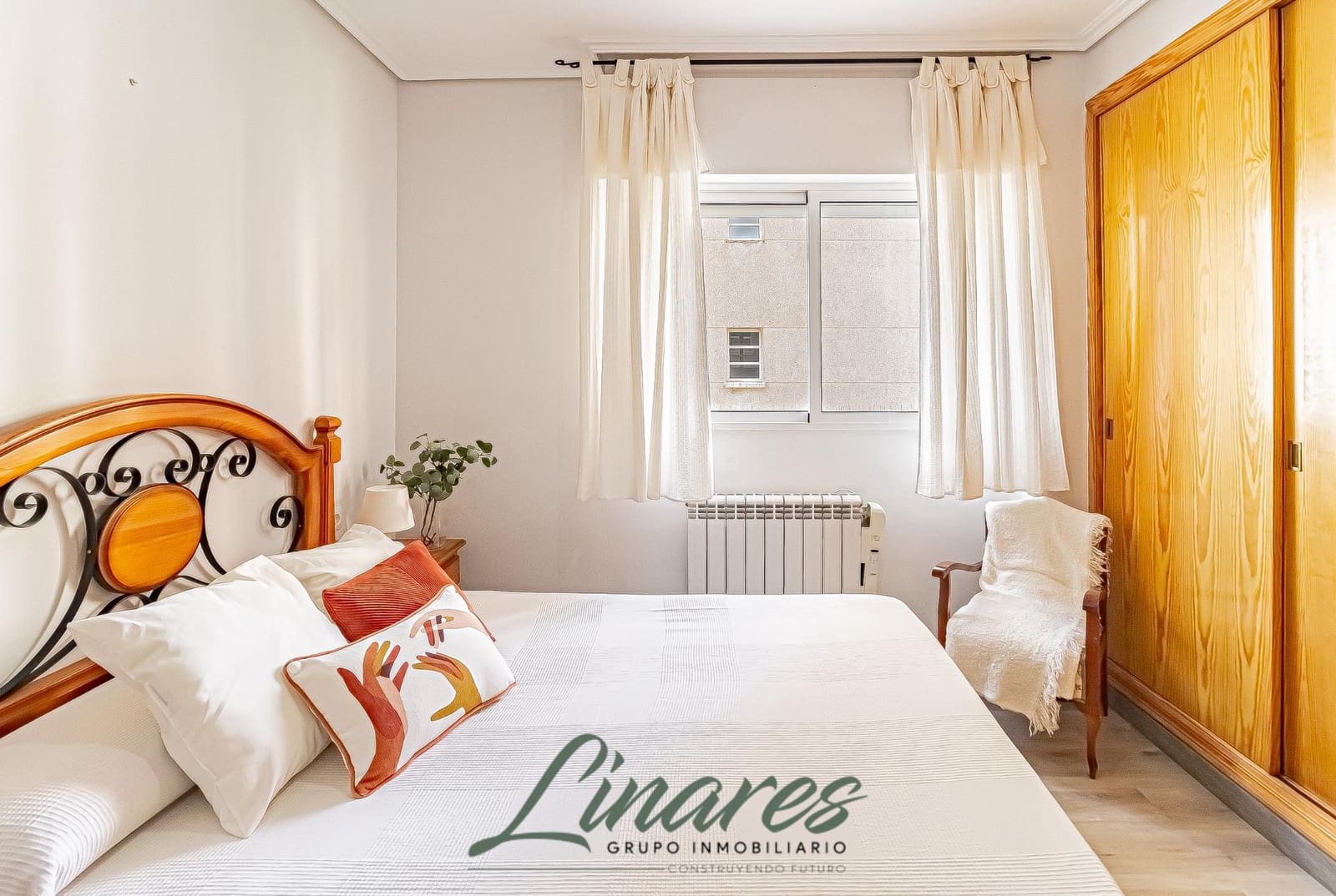 2 soverom Leilighet til salgs i La Manga del Mar Menor med svømmebasseng - € 126 000 (Ref: 9321794)