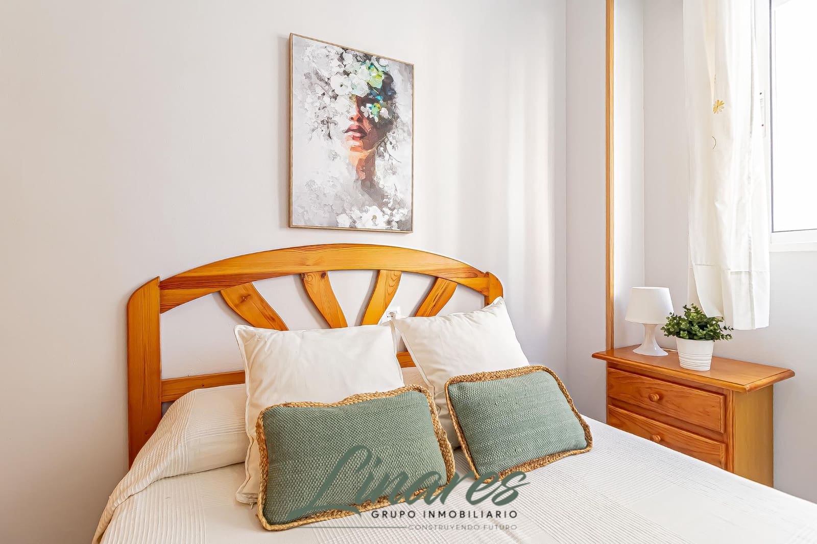 2 bedroom Apartment for sale in La Manga del Mar Menor with pool - € 126,000 (Ref: 9321794)