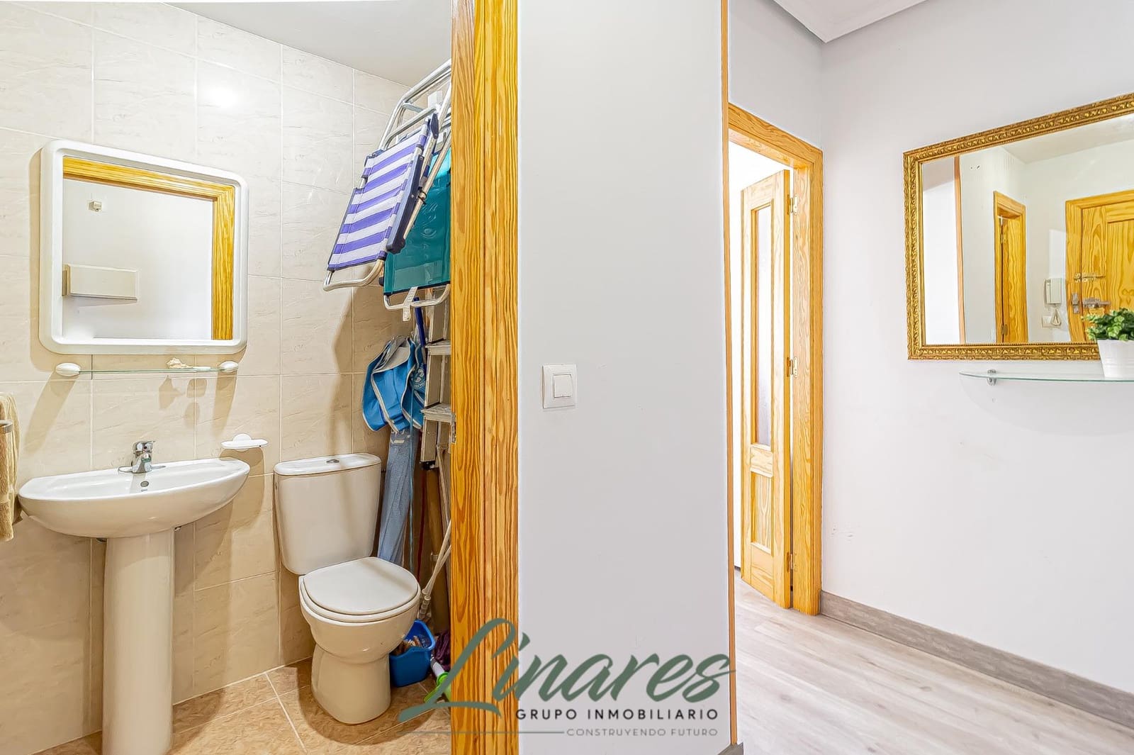 2 bedroom Apartment for sale in La Manga del Mar Menor with pool - € 126,000 (Ref: 9321794)