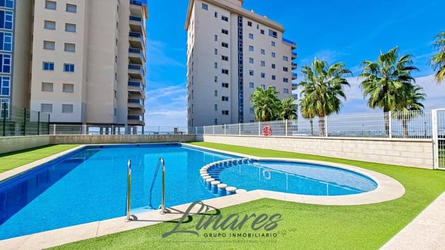 Apartamento de 2 habitaciones en La Manga del Mar Menor en venta con piscina - 126.000 € (Ref: 9321794)