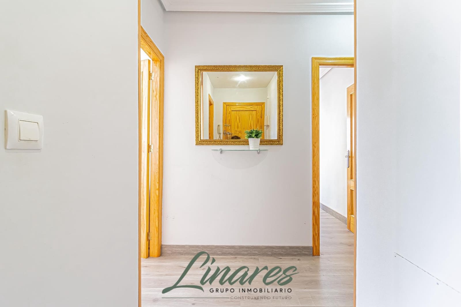 2 bedroom Apartment for sale in La Manga del Mar Menor with pool - € 126,000 (Ref: 9321794)