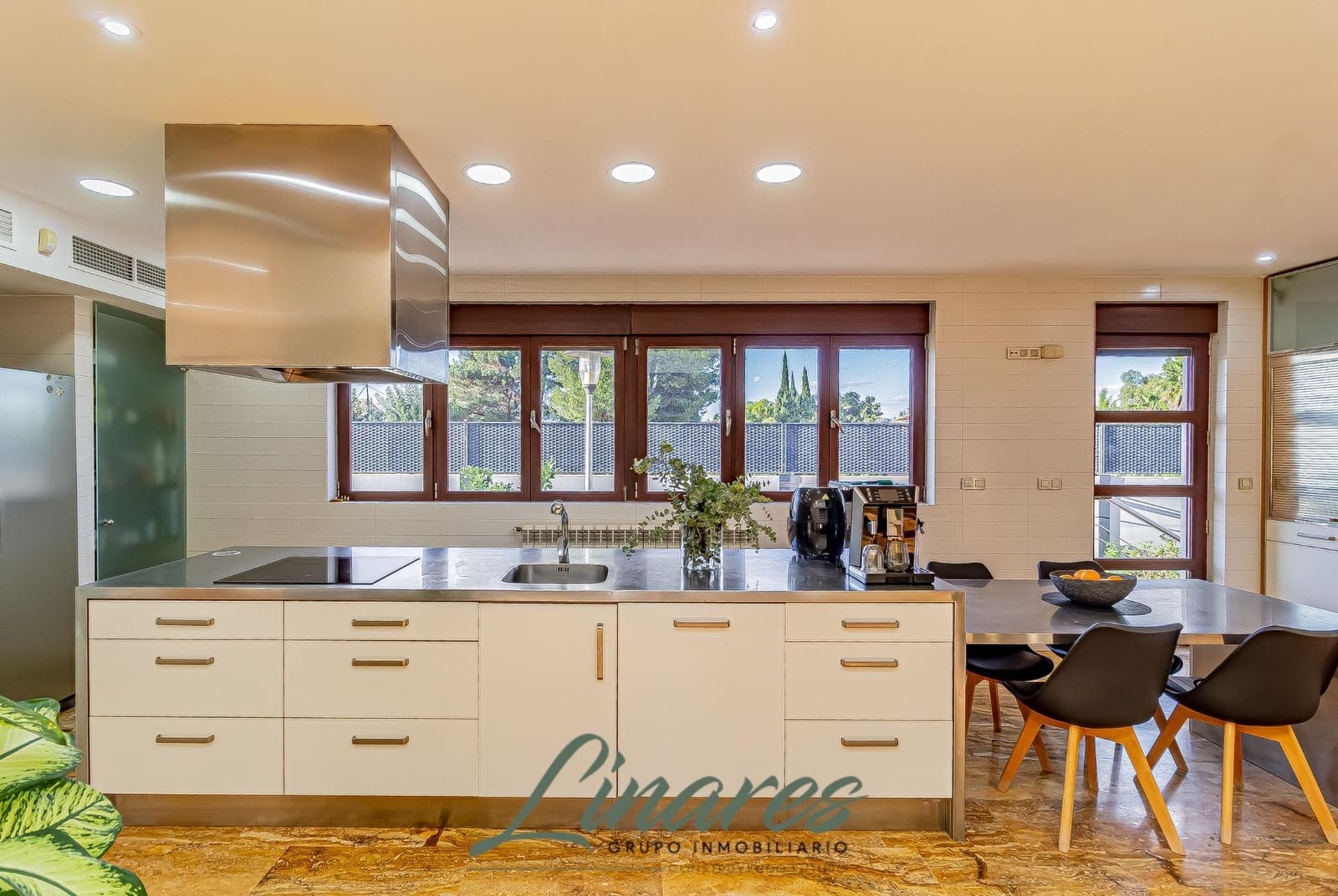 4 quarto Moradia para venda em Algezares com piscina garagem - 1 700 000 € (Ref: 9398415)