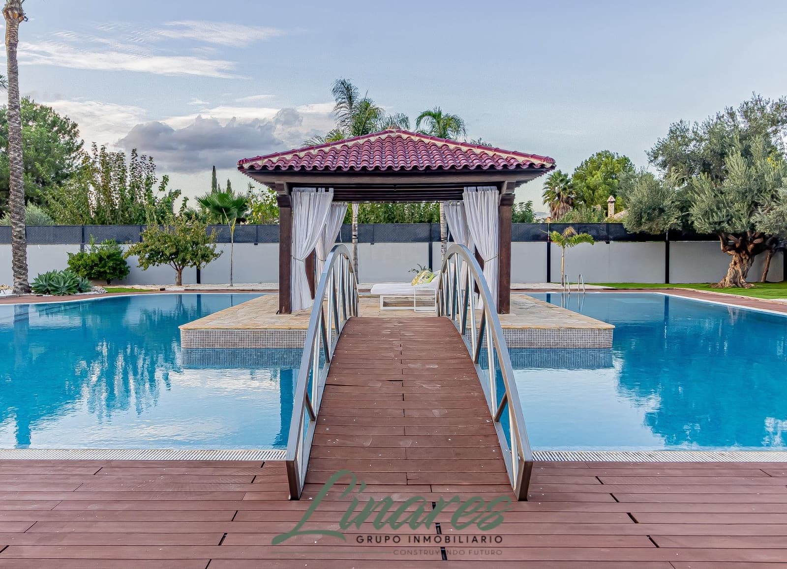 4 quarto Moradia para venda em Algezares com piscina garagem - 1 700 000 € (Ref: 9398415)