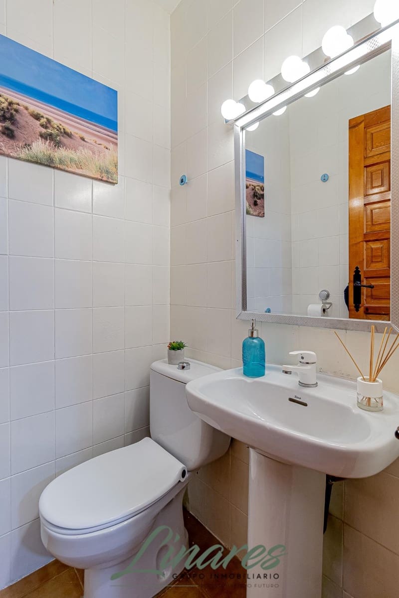 Apartamento de 3 habitaciones en La Manga del Mar Menor en venta con piscina garaje - 275.000 € (Ref: 9436088)