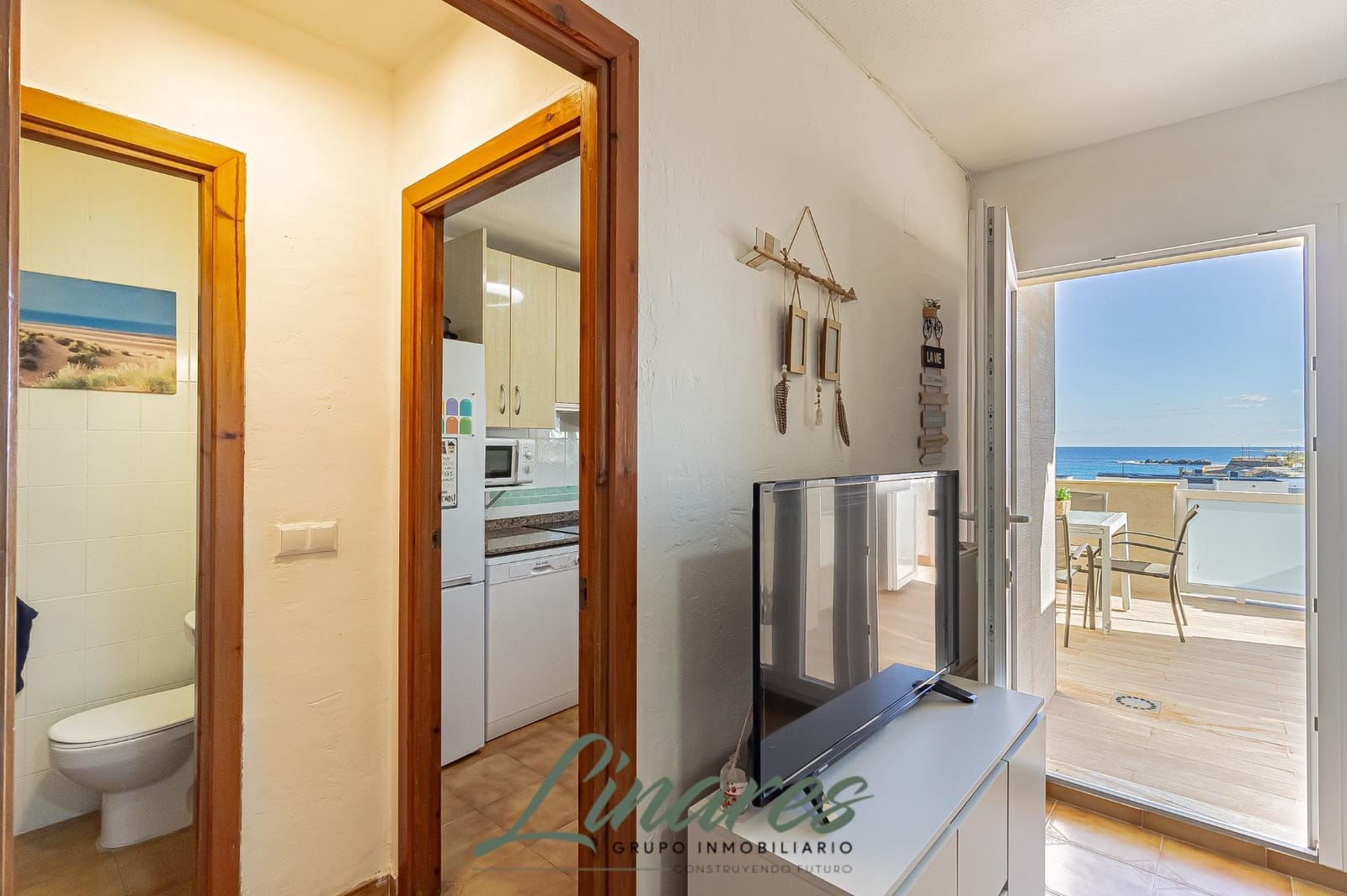 Apartamento de 3 habitaciones en La Manga del Mar Menor en venta con piscina garaje - 275.000 € (Ref: 9436088)