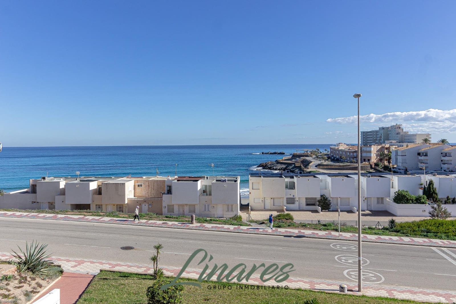 Apartamento de 3 habitaciones en La Manga del Mar Menor en venta con piscina garaje - 275.000 € (Ref: 9436088)