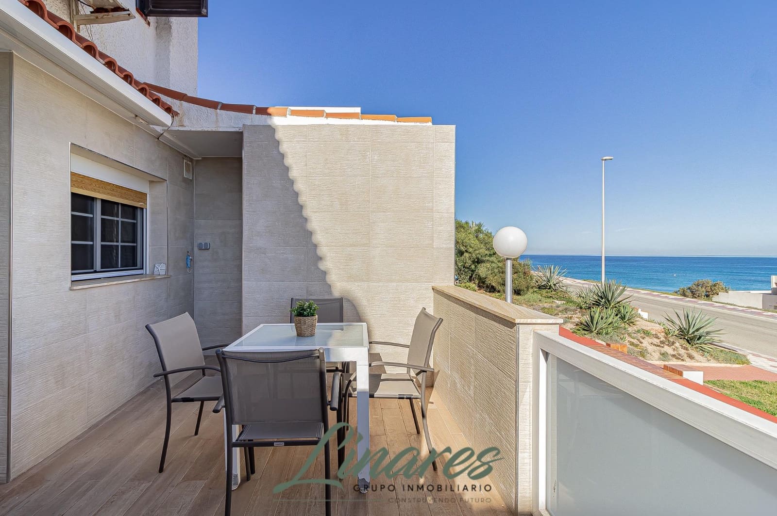 3 bedroom Apartment for sale in La Manga del Mar Menor with pool garage - € 258,000 (Ref: 9436088)