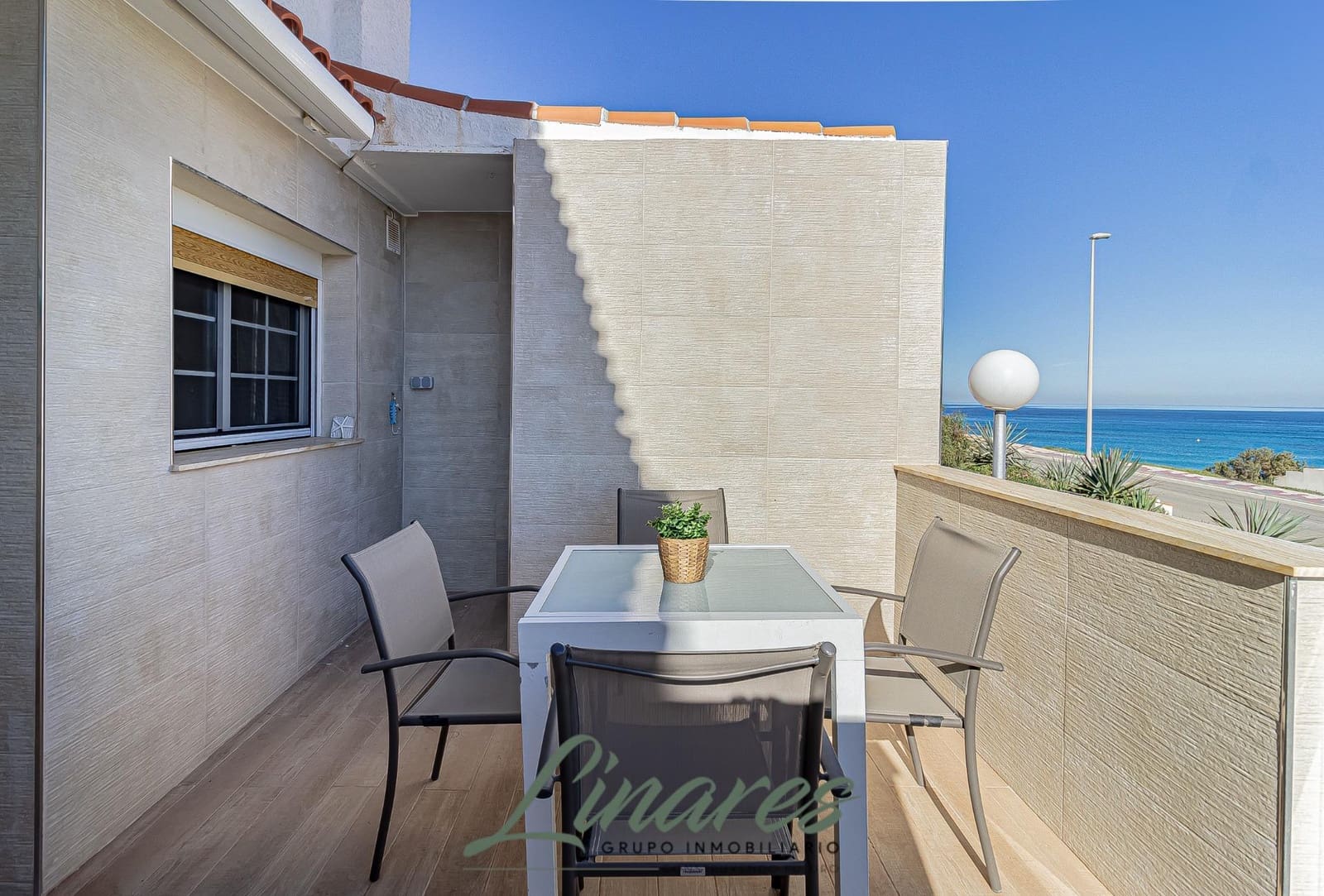 3 bedroom Apartment for sale in La Manga del Mar Menor with pool garage - € 258,000 (Ref: 9436088)