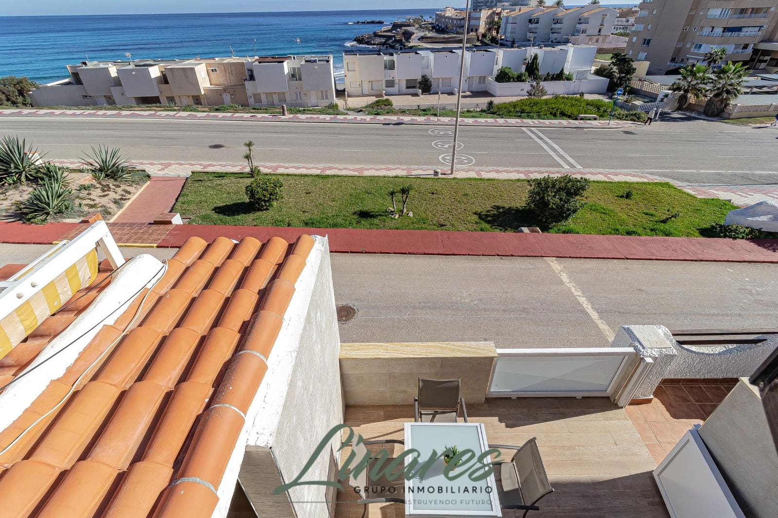 3 bedroom Apartment for sale in La Manga del Mar Menor with pool garage - € 258,000 (Ref: 9436088)